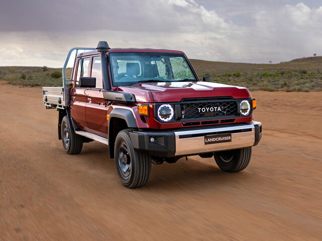 Land Cruiser (Station Wagon)