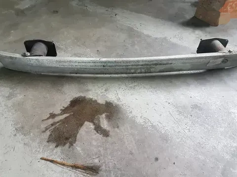Mercedes Benz w211 հետևի շթի բալկա
